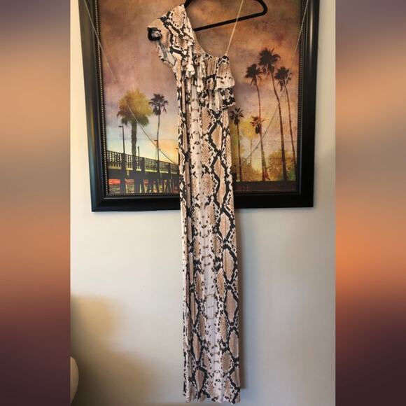 NWOT Seven brand Sexy Snake One Shoulder Maxi - Picture 1 of 4
